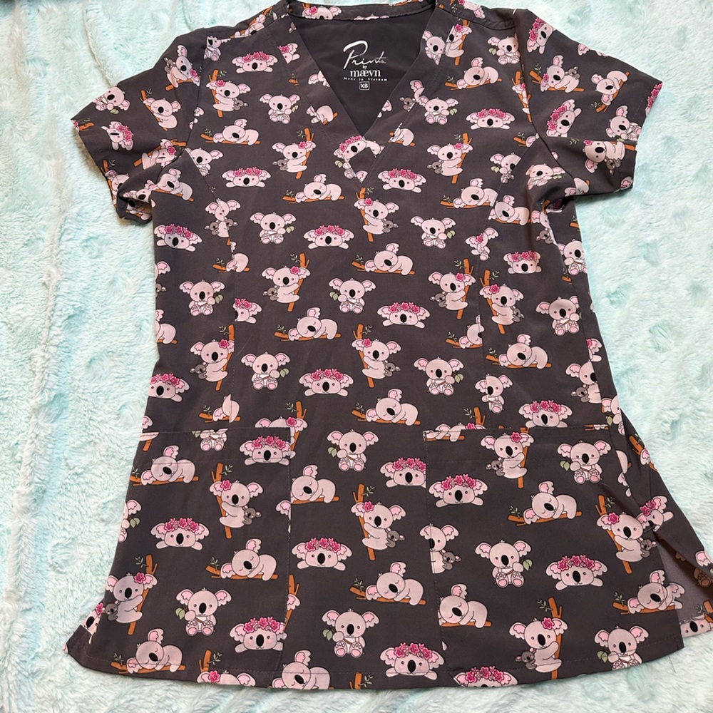 Women’s Scrub Top